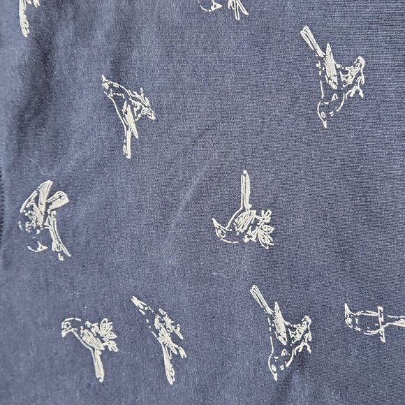 Denim & Flower navy tee, size large - Picture 2 of 7